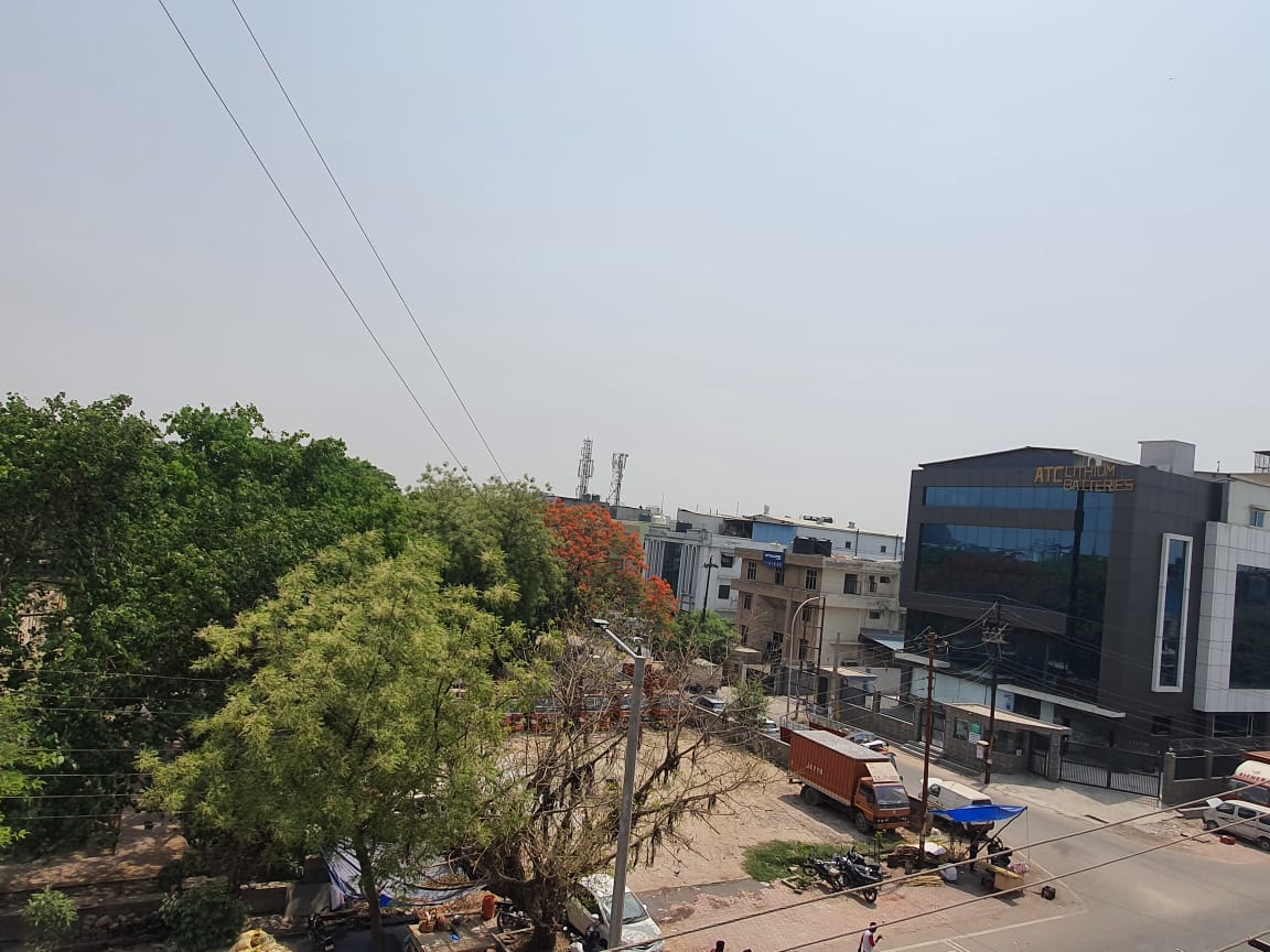 Sai Kunj PG | Best PG Near Sec-62, Noida - Image 2